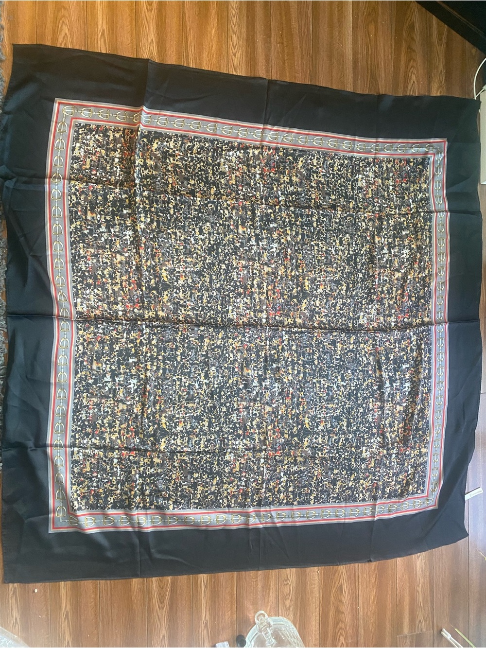 Eighteen collection Elegant Black and Multicolor Scarf